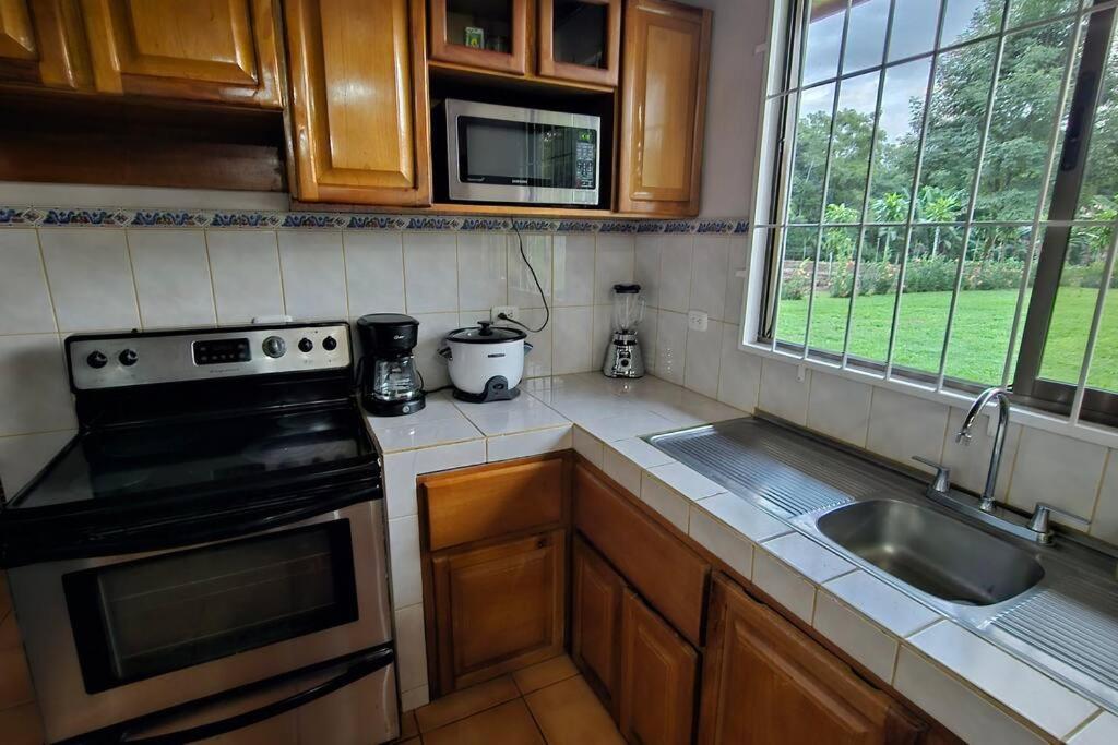 Casa Roble Fortuna La Fortuna Екстериор снимка