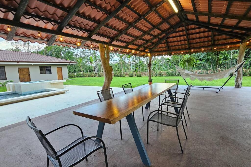 Casa Roble Fortuna La Fortuna Екстериор снимка