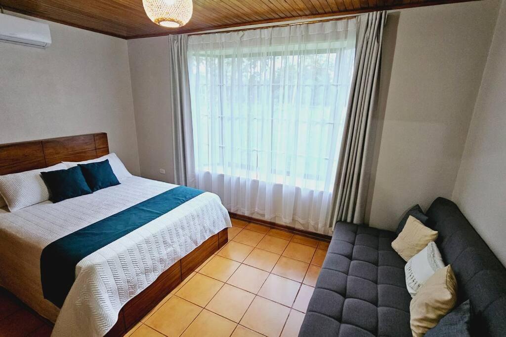 Casa Roble Fortuna La Fortuna Екстериор снимка